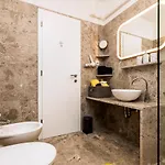 Apsyrtides * مالي لوشينغْ